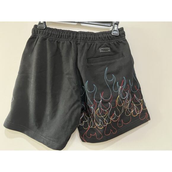 NWT Official NBA Unisex Miami heat Mash up flame Embroidered fleece Shorts Small - Picture 4 of 5